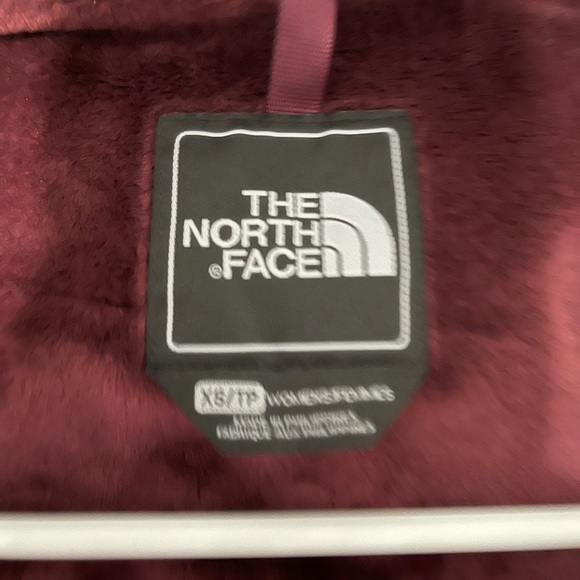 North face jacket - Picture 2 of 4